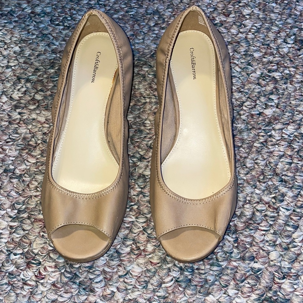 Croft & Barrow Sandals - Women’s size 8